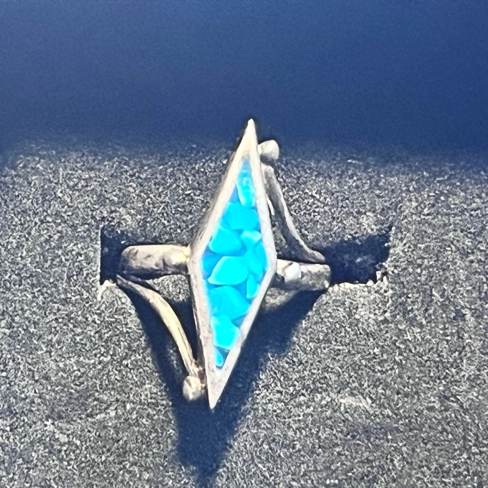 Navajo turquoise chip 925 silver sz 4. Vintage Silver